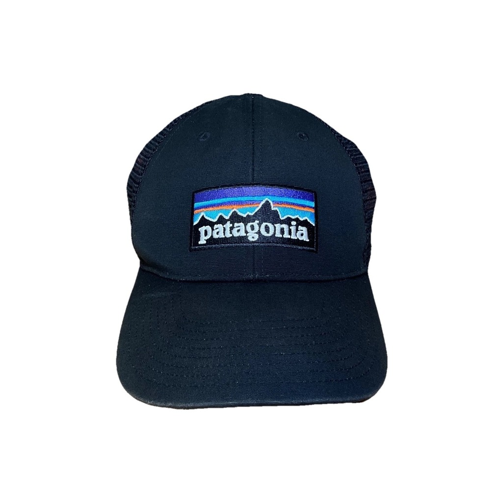 Patagonia P-6 Logo LoPro Trucker Cap Mens Black Logo Adjustable Snapback Hat